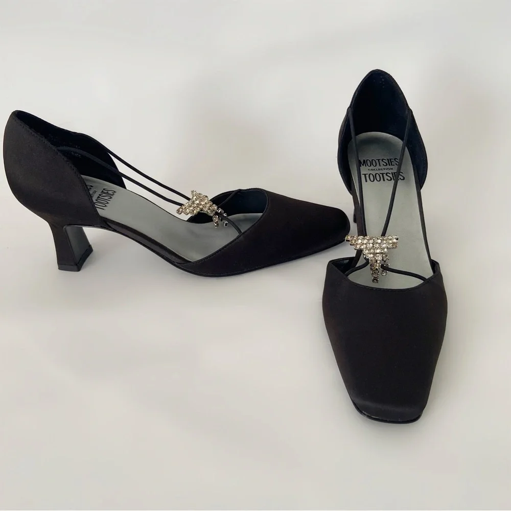 Vintage Mootsies Tootsies black heel pump rhinestones shoes 7.5 chunky heel